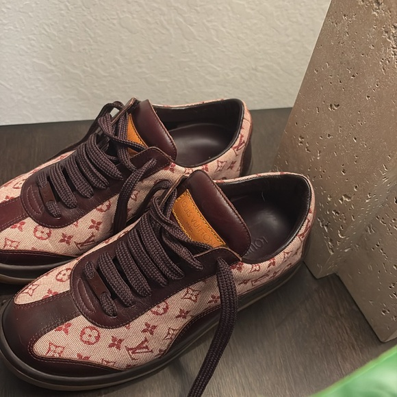 Louis Vuitton Limited Edition Takashi Murakami Monogram Mini Lin Sneakers - Picture 4 of 9
